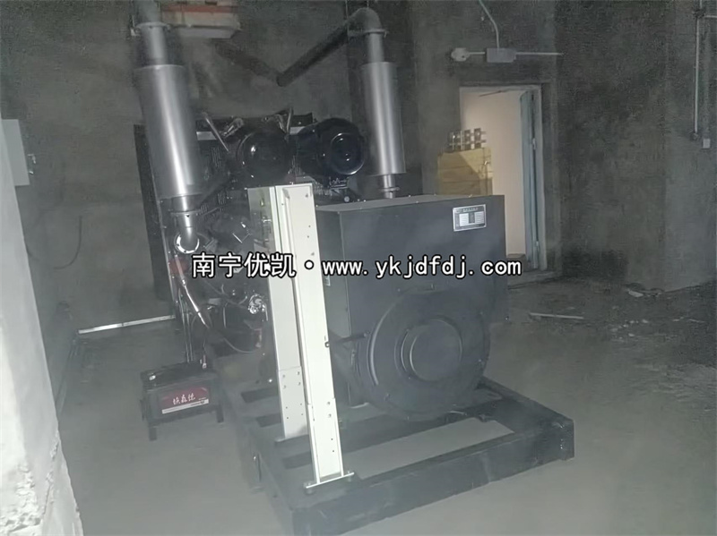 2024年3月25日，馬山高鐵站項目500kw凱普柴油發(fā)電機組安裝完成